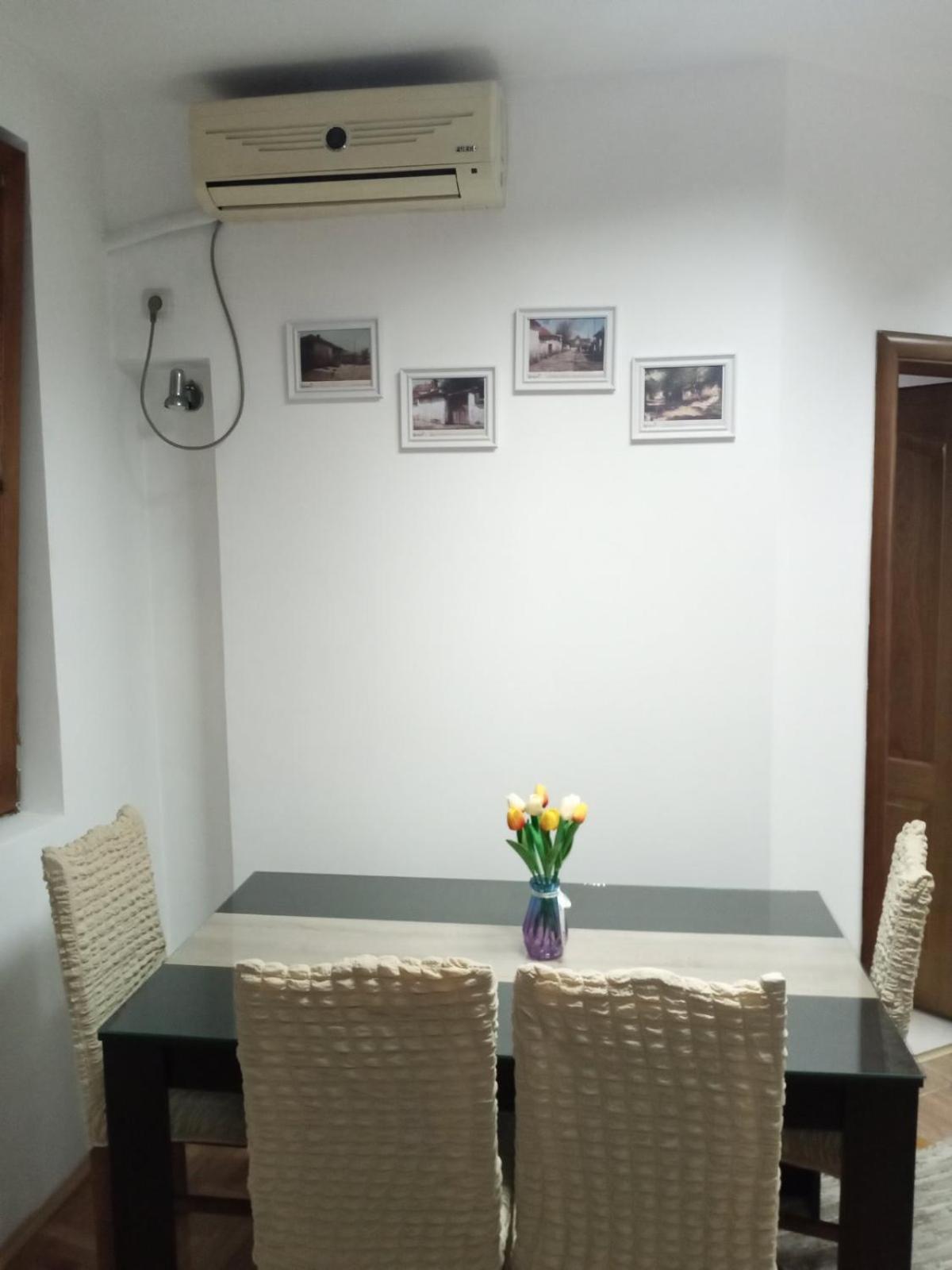 Mladenovic Center, Free Parking&wifi Apartment