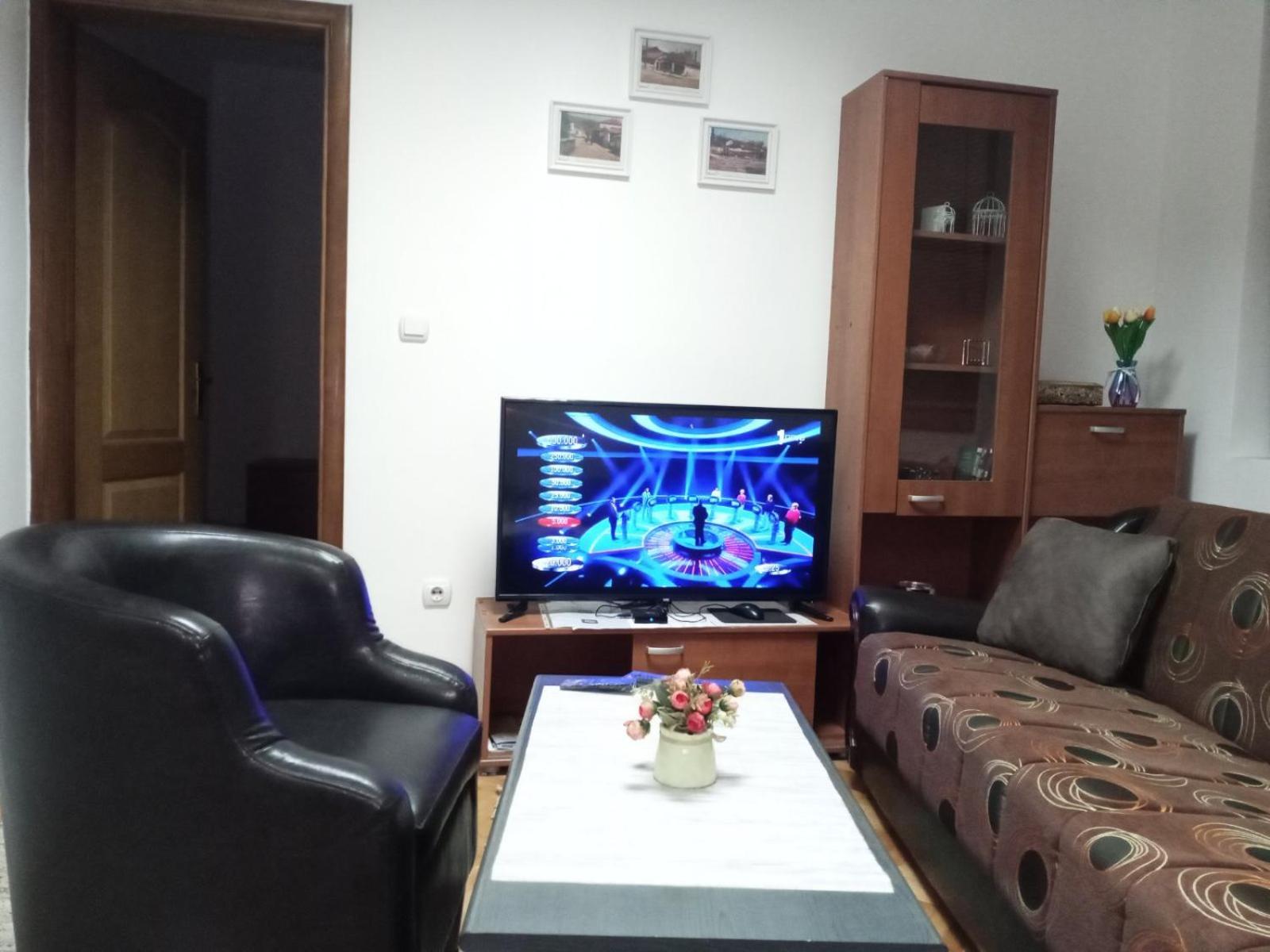 Mladenovic Center, Free Parking&wifi Vranje